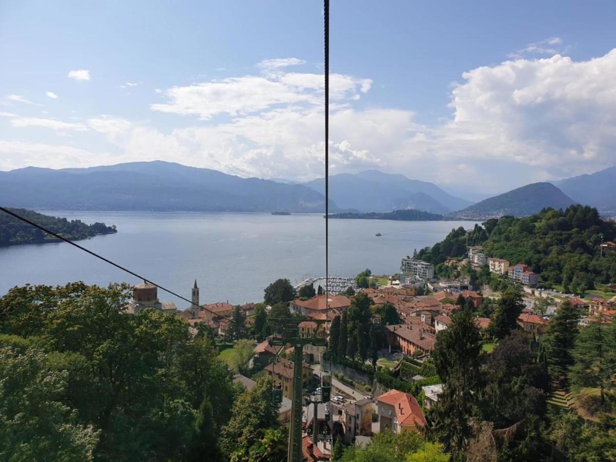 Casa Chia Lago Maggiore 瓦雷泽 外观 照片