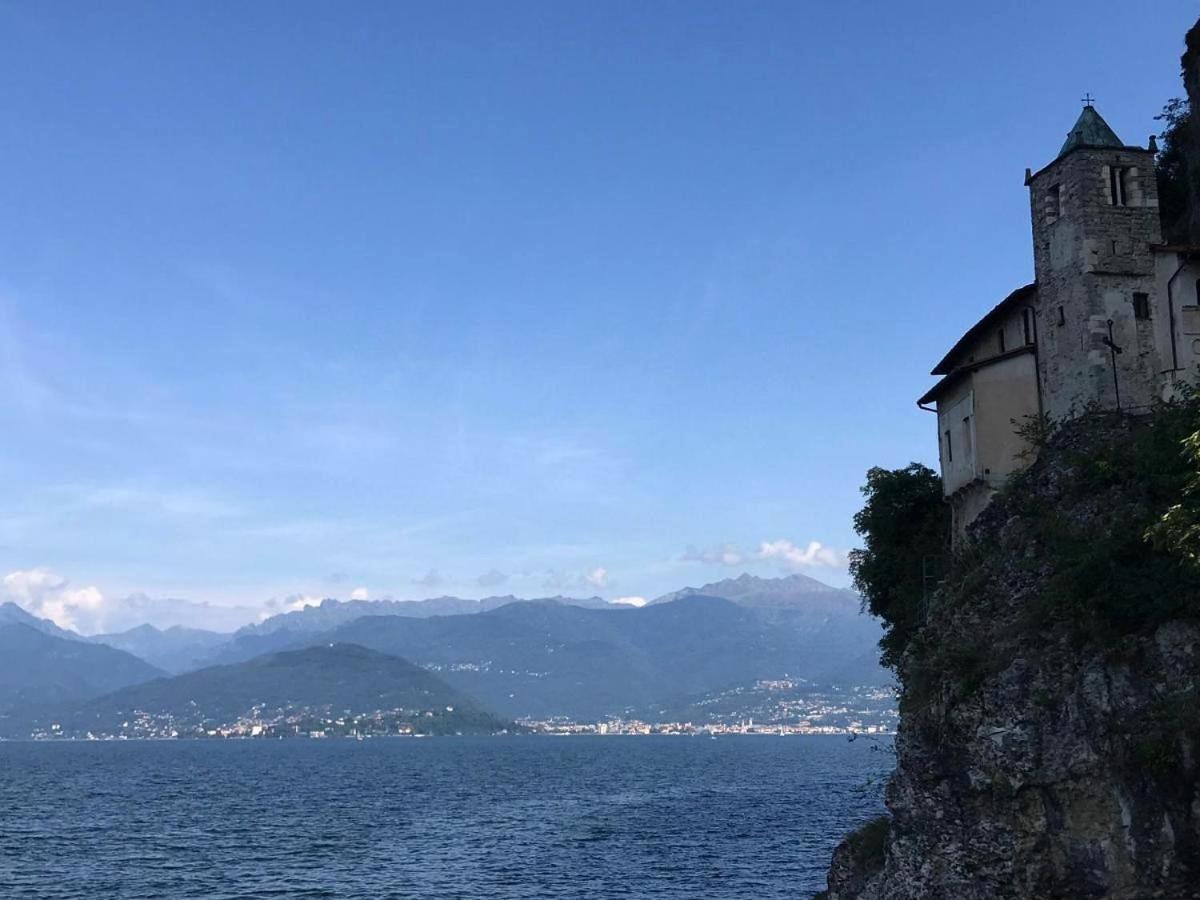 Casa Chia Lago Maggiore 瓦雷泽 外观 照片